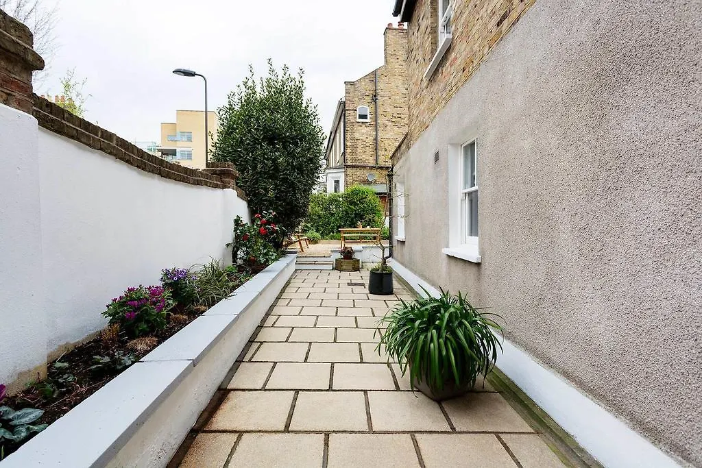 Veeve - On Trend Apartment London